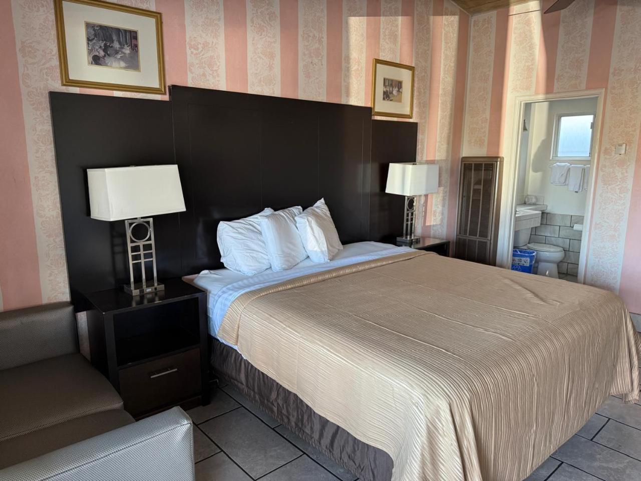 Cinderella Motel โฮลิสเตอร์ ภายนอก รูปภาพ